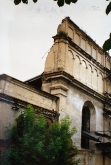 Brody, bożnica, attyka, fragment.