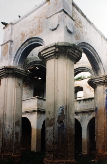 Kalwaria, synagoga Letnia, wnętrze, bima.