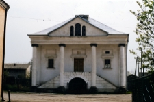 Klimont&oacute;w, synagoga, elewacja frontowa.