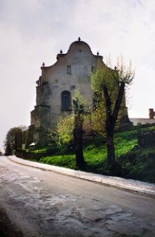 Lesko, synagoga, elewacja tylna.