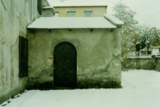 Pińczów, Stara Synagoga, przedsionek.