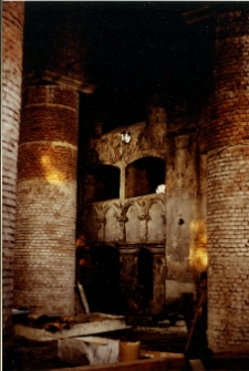 Żółkiew, synagoga "Sobieski-szul", wnętrze, fragment, galeria.