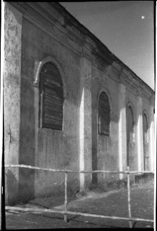 Klimontów, synagoga, podziały ściany południowej.