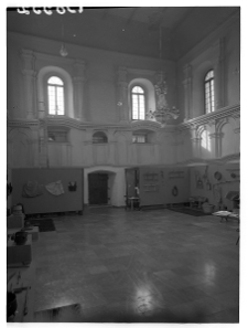 Lesko, synagoga, wnętrze.