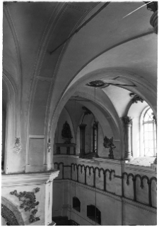 Maciejów, synagoga, wnętrze.