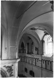 Maciejów, synagoga, wnętrze.