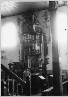 Ołyka, synagoga, aron ha kodesz.