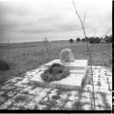 Jedwabne, pomnik ofiar mordu.