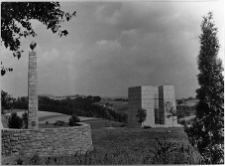Mauthausen, niemiecki nazistowski obóz koncentracyjny, pomnik.