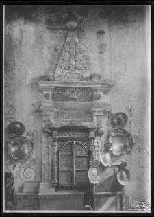 Szydłów, synagoga. Aron ha-kodesz.