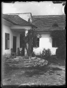 Brzeżany, dworek