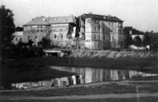 Brzeżany, Zamek Sieniawskich, widok od strony rzeki