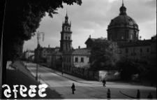 Lwów, cerkiew Zaśnięcia Matki Bożej z wieżą Korniakta
