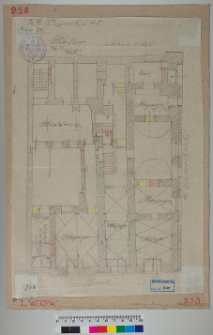 Lw&oacute;w, kamienica, Rynek 45, rzut