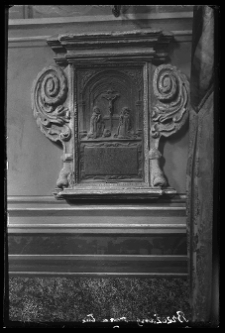 Brzeżany, kości&oacute;ł farny pw. Świętych Apostoł&oacute;w Piotra i Pawła, stacja drogi krzyżowej