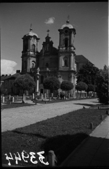 Horodenka, kości&oacute;ł Niepokalanego Poczęcia Najświętszej Marii Panny fasada