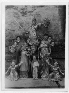 Buszcze, kości&oacute;ł Wniebowzięcia Najświętszej Maryi Panny, figurki z wnetrza kościoła