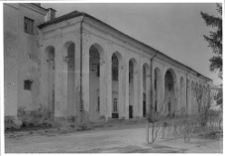 Dubno, klasztor karmelitanek, krużganki