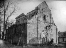 Święty Stanisław, ruiny kościoła Najświętszej Maryi Panny/cerkwi św. Pantalejmona