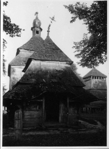 Hołoby, budynek bramny zespołu pałacowego Ronikier&oacute;w