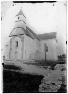 Hołoby, kości&oacute;ł Św. Michała Archanioła