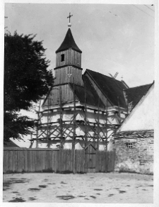 Hołoby, kości&oacute;ł Św. Michała Archanioła