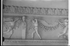 Dubno, pałac Lubomirskich, sala kolumnowa