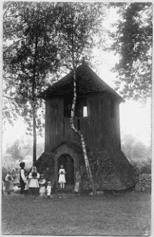 Gr&oacute;dek Jagielloński, budynek drewniany