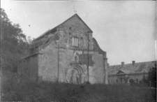 Święty Stanisław, ruiny kościoła Najświętszej Maryi Panny/cerkwi św. Pantalejmona