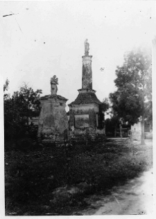 Hołoby, pałac Ronikier&oacute;w, figura Świętego Antoniego Padewskiego