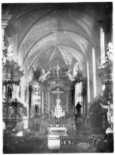 Kamieniec Podolski, katedra Świętych Apostoł&oacute;w Piotra i Pawła, wnętrze