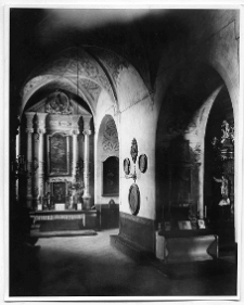 Kamieniec Podolski, katedra Świętych Apostoł&oacute;w Piotra i Pawła, wnętrze,