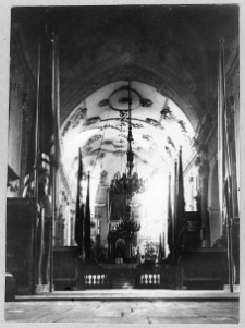 Kamieniec Podolski, katedra Świętych Apostoł&oacute;w Piotra i Pawła, wnętrze