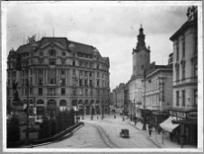 Lw&oacute;w, plac Mariacki