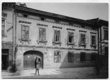 Lw&oacute;w, kamienica przy ulicy Czackiego 4