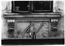 Lw&oacute;w, ulica Krakowska 11, dekoracja fasady kamienicy Bramowskiej, Merkury