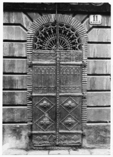 Lw&oacute;w, ulica Krakowska 11, kamienica Bramowska, drzwi