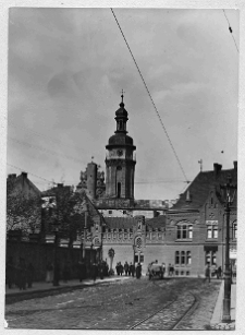 Lw&oacute;w, klasztor bernardyn&oacute;w, wieża