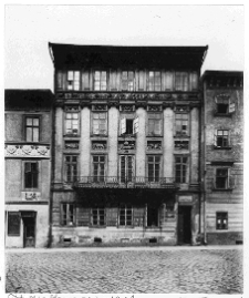 Lw&oacute;w, kamienica Czterech P&oacute;r Roku przy ulicy Ormiańskiej 23