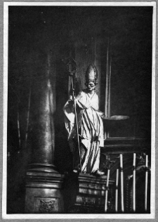 Lw&oacute;w, Bazylika archikatedralna Wniebowzięcia Najświętszej Marii Panny, posąg, boczny ołtarz