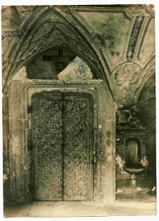 Lw&oacute;w, katedra Wniebowzięcia Najświętszej Marii Panny, katedra ormiańska, portal południowy w krużganku