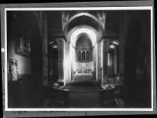 Lw&oacute;w, katedra Wniebowzięcia Najświętszej Marii Panny, katedra ormiańska, nawa gł&oacute;wna, ołtarz