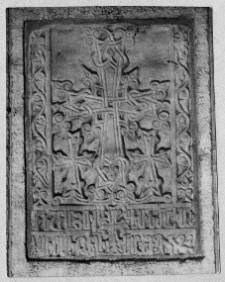 Lw&oacute;w, katedra Wniebowzięcia Najświętszej Marii Panny, katedra ormiańska, tabliczka alabastrowa z chaczkarami w prezbiterium