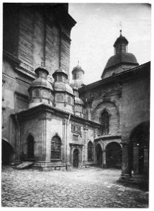 Lw&oacute;w, cerkiew Zaśnięcia Matki Bożej, kaplica Trzech Świętych