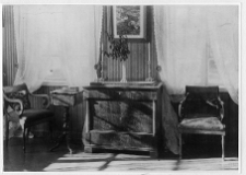 Bohdan&oacute;w, dw&oacute;r Ruszczyc&oacute;w, fragment salonu, zwanego Ż&oacute;łtym