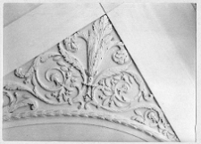 Cerkliszki, pałac Mostowskich, salon, fragment dekoracji stiukowej