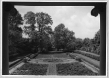 Cieleśnica, pałac, widok na park spod portyku