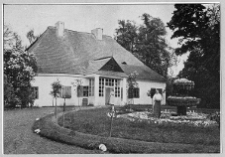 Czerniej&oacute;w, dw&oacute;r od podjazdu