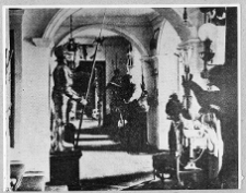 Czerwony Dw&oacute;r, zamek, fragment zbrojowni