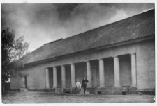 Dobośnia, zesp&oacute;ł pałacowy Bułhak&oacute;w, budynek gospodarczy